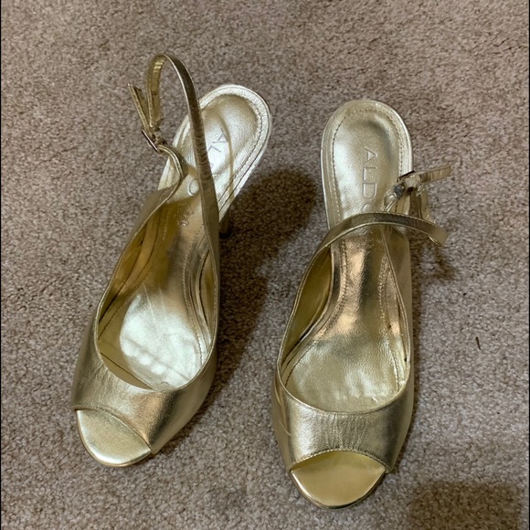 Shoes - Picture 2 of 2